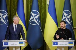 Châu Âu sẽ chấp nhận việc Ukraine gia nhập NATO 'từng phần'?