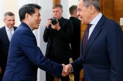 Tình hình Nga-Ukraine: Trung Quốc cam kết nỗ lực cụ thể; Kiev đón lô tàu tấn công mới; phạm vi xung đột đang mở rộng?