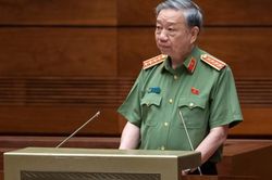 Đề xuất tăng hạn tuổi phục vụ trong công nhân công an