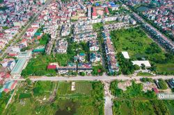 Đại gia địa ốc 'còng lưng' trả hàng nghìn tỷ đồng lãi vay