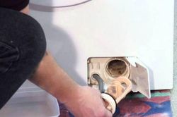 Máy giặt dùng lâu tích đầy xơ vải, làm theo 3 bước này để hết sạch cặn bẩn