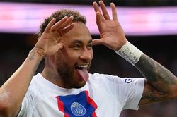 Cựu trợ lý của Sir Alex khuyên MU tránh xa Neymar