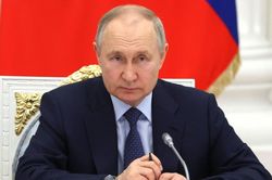 Ông Putin muốn các doanh nhân nhìn xa hơn thị trường nội địa