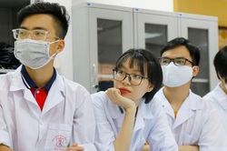 Bộ Y tế yêu cầu giải trình rõ ràng lý do đưa môn Văn vào xét tuyển ngành Y