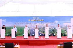 Thủ tướng Phạm Minh Chính dự Lễ khởi công đường bộ cao tốc Tuyên Quang - Hà Giang