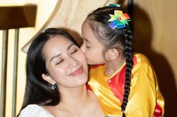 Ái nữ nhà Khánh Thi có phản ứng gây chú ý khi biết mẹ có em bé: 'Ba mẹ không thương con nữa'