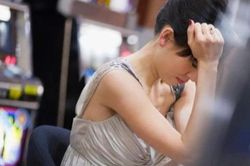 Phát hiện bản thân có vấn đề, chị tôi từ chối đám cưới và muốn chia tay