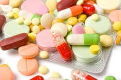 Bộ Y tế sẽ hình thành 3 đến 6 trung tâm dự trữ thuốc hiếm