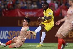 V-League và chuyện con người, thời thế...