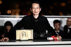 Sau Cannes, đạo diễn Trần Anh Hùng muốn làm phim tại Việt Nam