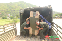 Bộ CHQS tỉnh Sơn La: Bảo đảm kỹ thuật giúp Bộ CHQS tỉnh Hủa Phăn