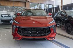 Dongfeng Forthing T5 EVO 'sang chảnh' như Maserati, nhưng rẻ hơn Toyota Vios
