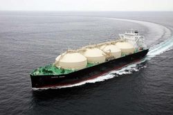Các nhà nhập khẩu LNG lo ngại Mỹ hủy các chuyến hàng xuất khẩu khi giá tụt dốc