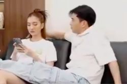 Hồ Quang Hiếu có phản ứng bất ngờ khi bị bạn gái kiểm tra điện thoại