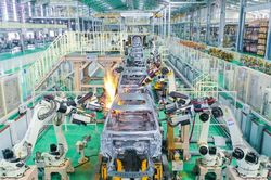 Trung bình 17,6 nghìn doanh nghiệp rút lui khỏi thị trường sau mỗi tháng