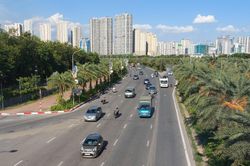 Hà Nội nắng nóng gay gắt, nhiệt độ cao nhất 38 độ C