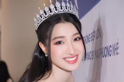 Xinh như công chúa nhưng tại sao bộ váy Á hậu Phương Nhi diện mới đây lại bị trừ điểm?