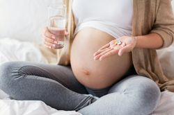 Thuốc hạ sốt nào an toàn cho bà bầu?
