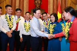 700 tập thể, cá nhân tiêu biểu dự Hội nghị biểu dương điển hình tiên tiến