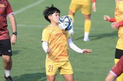 Bóng đá Việt Nam ngày 30/5: Tuyển nữ Việt Nam chưa quen với bóng thi đấu World Cup 2023