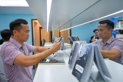Phân biệt sách giáo dục và đồ chơi an toàn cho trẻ em