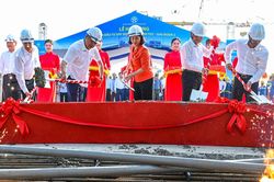 Hợp long cầu Vĩnh Tuy 2 nối đôi bờ sông Hồng