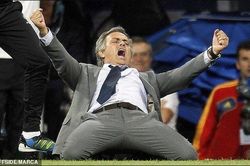 Jose Mourinho: Khi 'kẻ phản diện' mới là người được yêu mến