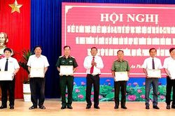 Học tập và làm theo gương Bác ở huyện An Phú