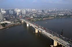 Hợp long cầu Vĩnh Tuy 2 sau hơn 2 năm thi công