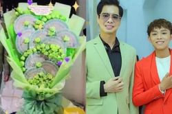Hồ Văn Cường tròn 20 tuổi: Fan 'bạo tay' tặng tiền khủng, kín tiếng chuyện mua nhà, xe