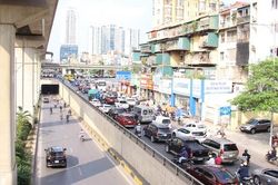 Cận cảnh các vị trí lắp đặt rào chắn thi công trên đường Nguyễn Trãi