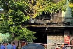 Cận cảnh ngôi nhà bốc cháy khiến hai vợ chồng tử vong