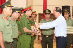 TP.HCM: Người dân hỗ trợ bắt hơn 38.000 người vi phạm pháp luật