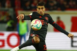 Lý do Pep không để Cancelo đến Barca