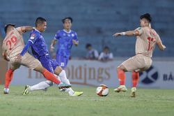 Công an Hà Nội FC dù có binh hùng tướng mạnh vẫn khó vô địch V-League mùa bóng này