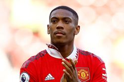 MU nhận tin 'sét đánh' trước chung kết FA Cup