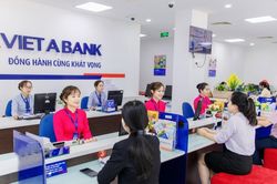 Lãi suất ngân hàng hôm nay 31/5: Thêm ngân hàng giảm, gửi tiền vào đâu?