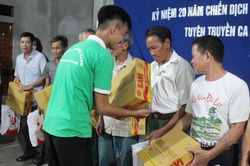 Chàng trai 10X 6 năm ròng 'gieo mầm yêu thương'