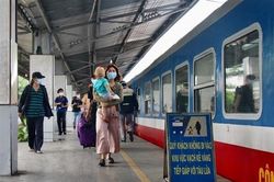 Đường sắt kích cầu du lịch, giảm giá vé tàu cao điểm hè