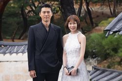 Hoa hậu Hải Dương gặp gỡ Hyun Bin tại Seoul