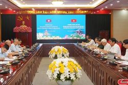Đoàn cán bộ tỉnh Hủa Phăn và Viện Khoa học KT-XH quốc gia Lào làm việc tại tỉnh Sơn La