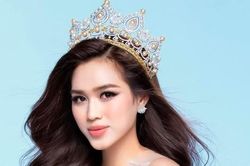 Các nàng hậu liên tục mắc lỗi khi đội vương miện, riêng Đỗ Thị Hà xử lý cực đỉnh
