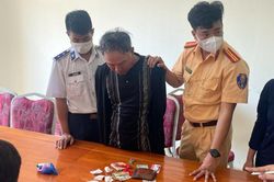 Cảnh sát biển bắt giữ ông lão mang ma túy ra đảo Cát Bà