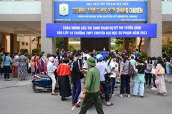Bắt đầu cuộc đua vào các trường chuyên tại Hà Nội