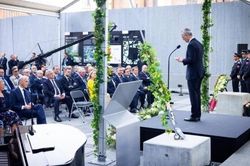 Tư cách thành viên của Thụy Điển, Ukraine 'làm nóng' cuộc họp NATO, Tổng thư ký Stoltenberg nói Nga 'không có quyền' này