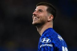 MU đạt thỏa thuận cá nhân, cuỗm Mason Mount khỏi Chelsea
