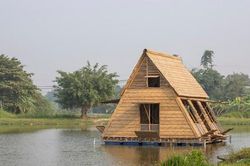 Ấn tượng với vẻ đẹp của nhà tre cho người dân vùng sông nước