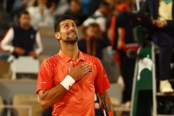 Roland Garros 2023: Djokovic dễ dàng lấy vé vòng 3