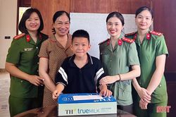 Nhiều hoạt động hướng tới trẻ em khó khăn của phụ nữ Công an Hà Tĩnh