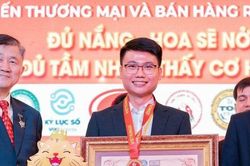 FutureLang lập kỷ lục Việt Nam với phương pháp 3R - 3E độc quyền